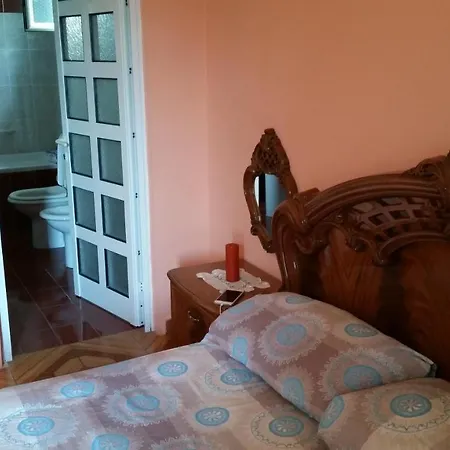 Qeli Apartments Apartment